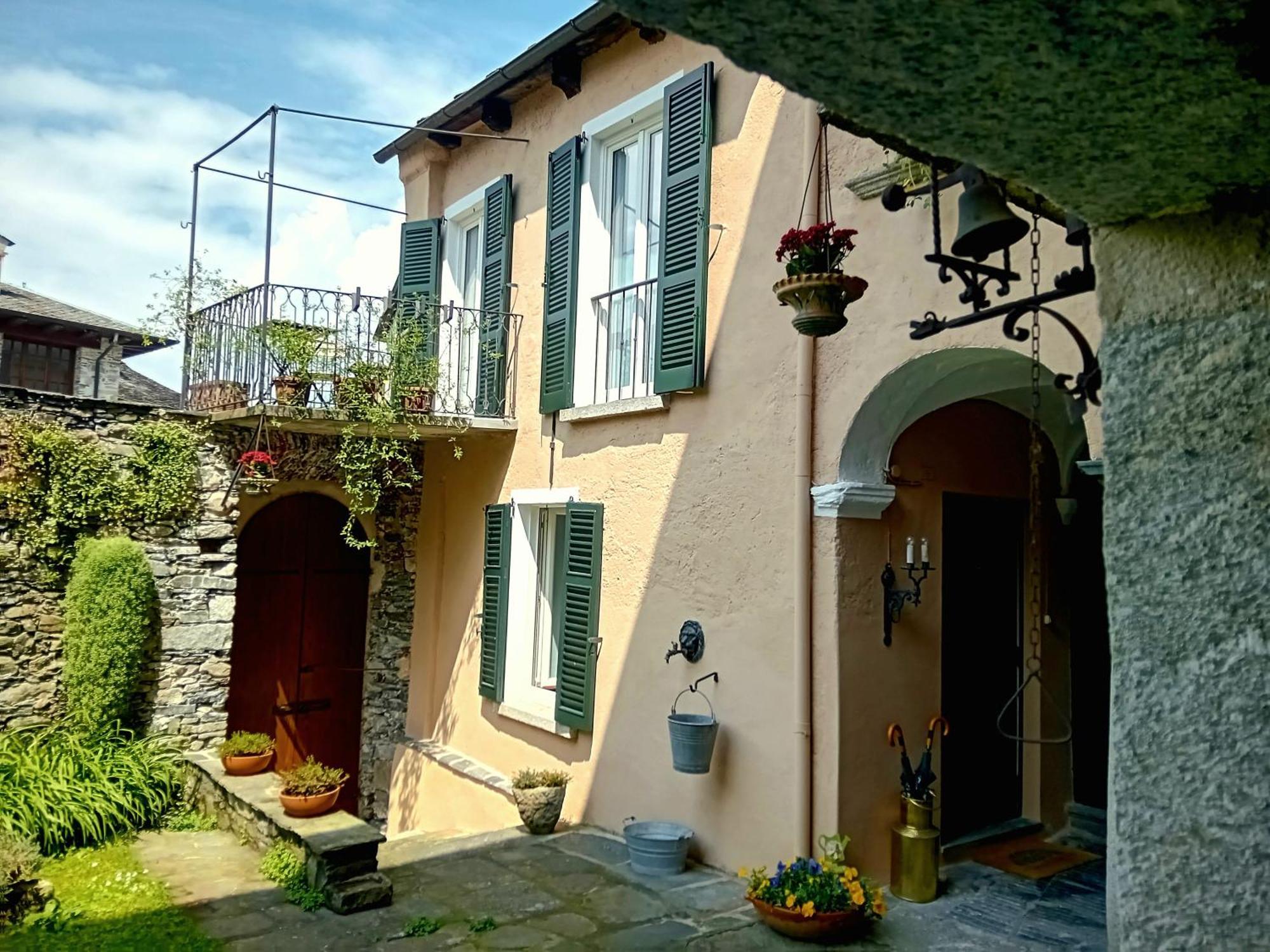오르타산줄리오 Casa Longhi 아파트 외부 사진